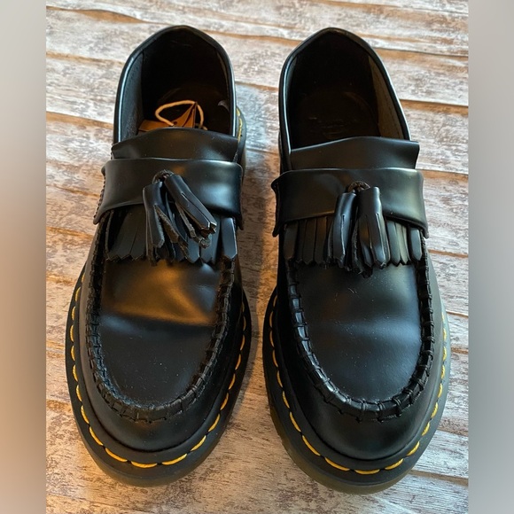 DR. MARTENS ADRIAN YELLOW STITCH TASSEL LOAFERS Women's 8, Men 7 - Picture 2 of 12